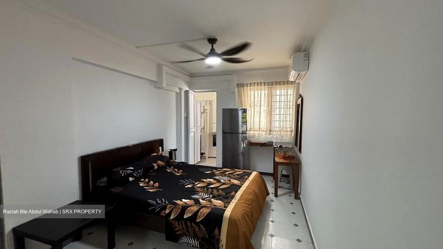 Tampines Street 42 (Tampines), Multi Generation #637701841